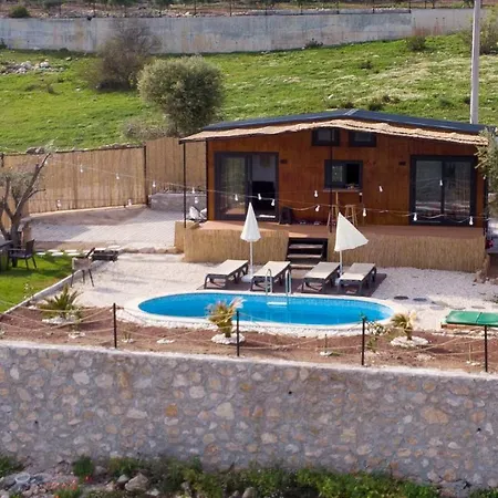 Olive Garden Tiny House * Kumluca